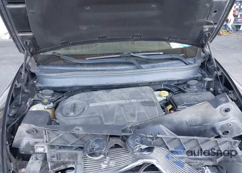 2015 Jeep Cherokee Latitude z USA, uszkodzony, nr VIN 1C4PJMCS5FW727866